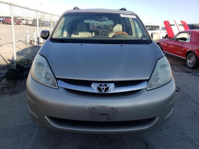 2006 Toyota Sienna XLE