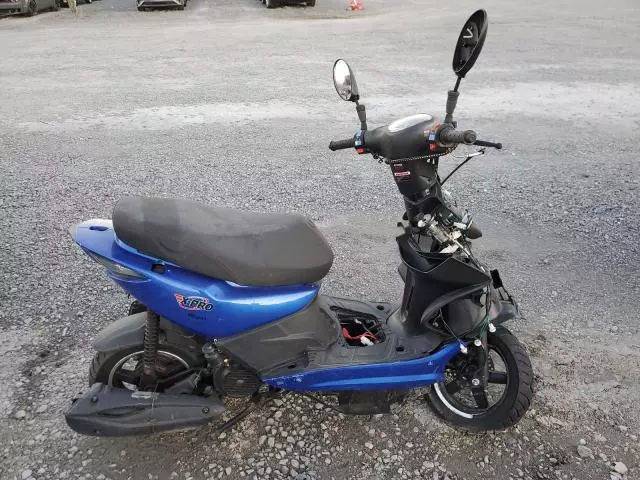 2024 Moped Moped