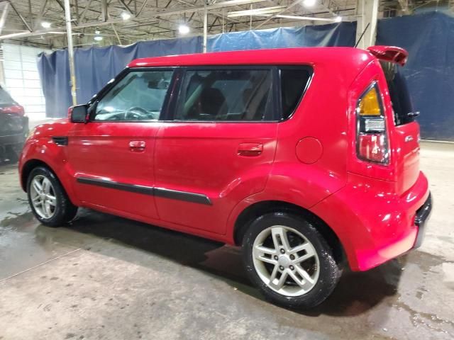 2010 KIA Soul +