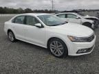 2018 Volkswagen Passat SE