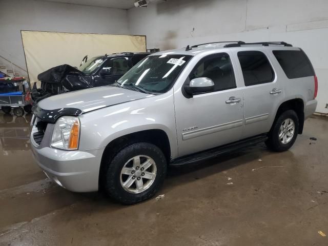 2011 GMC Yukon SLE