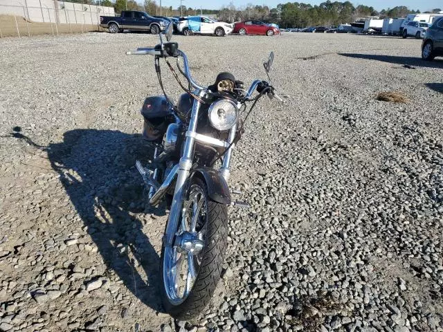 2011 Harley-Davidson XL883 L