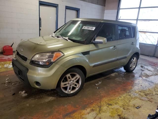 2011 KIA Soul +