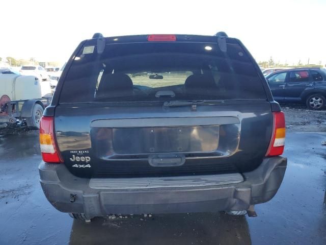 2004 Jeep Grand Cherokee Laredo