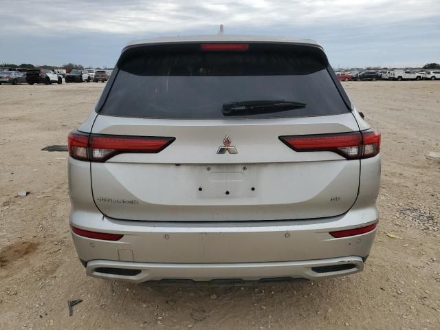 2022 Mitsubishi Outlander SE