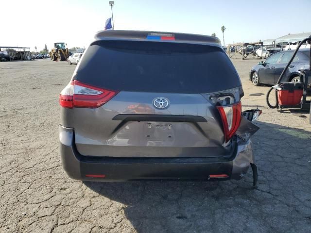 2016 Toyota Sienna