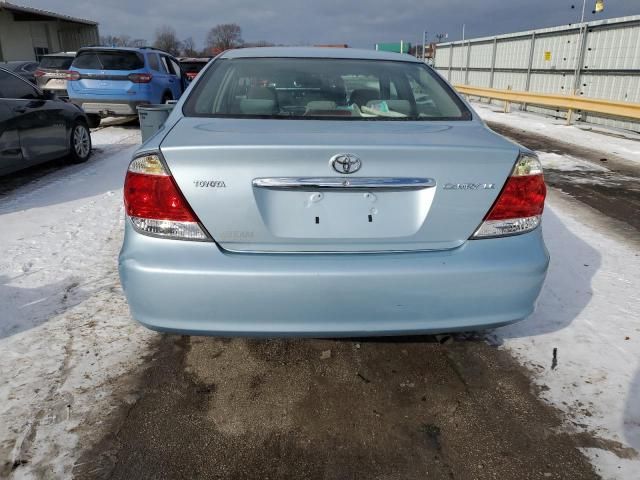 2005 Toyota Camry LE