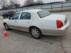 2005 Lincoln Town Car Signature Limited