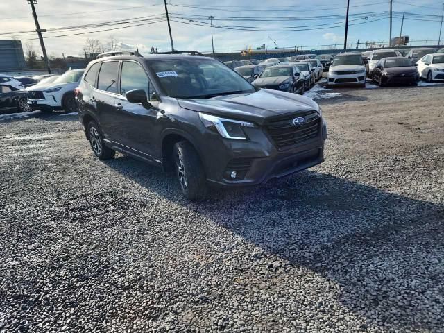 2024 Subaru Forester Premium