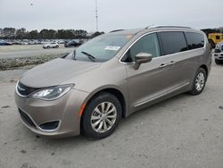 Chrysler Vehiculos salvage en venta: 2018 Chrysler Pacifica Touring L