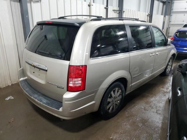 2009 Chrysler Town & Country Touring