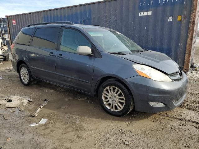 2009 Toyota Sienna XLE