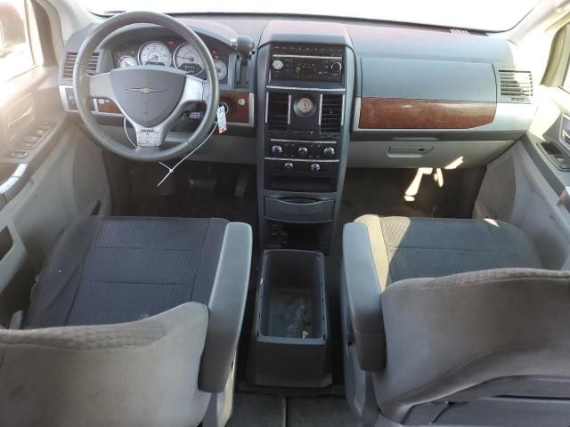 2008 Chrysler Town & Country Touring