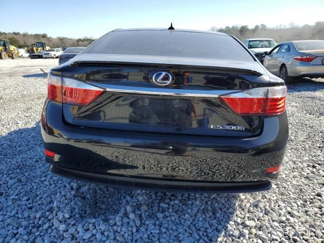 2013 Lexus ES 300H