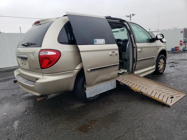 2007 Chrysler Town & Country Touring