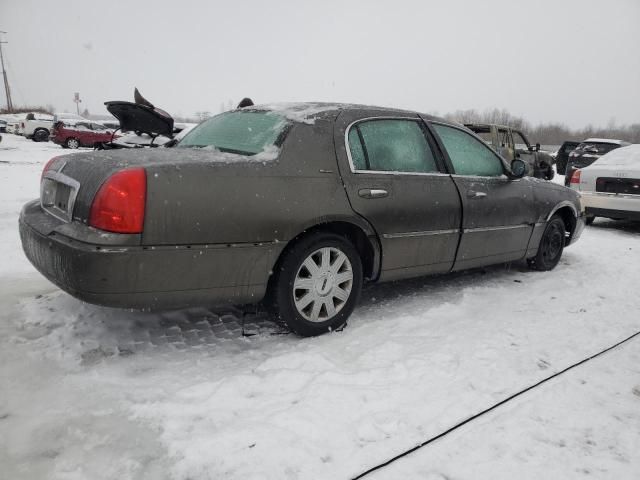 2004 Lincoln Town Car Ultimate