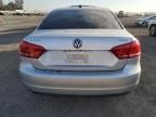 2015 Volkswagen Passat SE