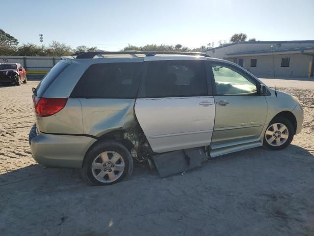 2006 Toyota Sienna CE