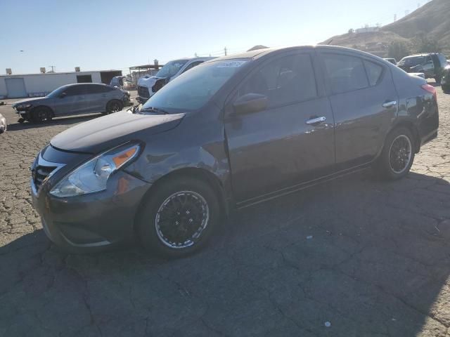 2015 Nissan Versa S