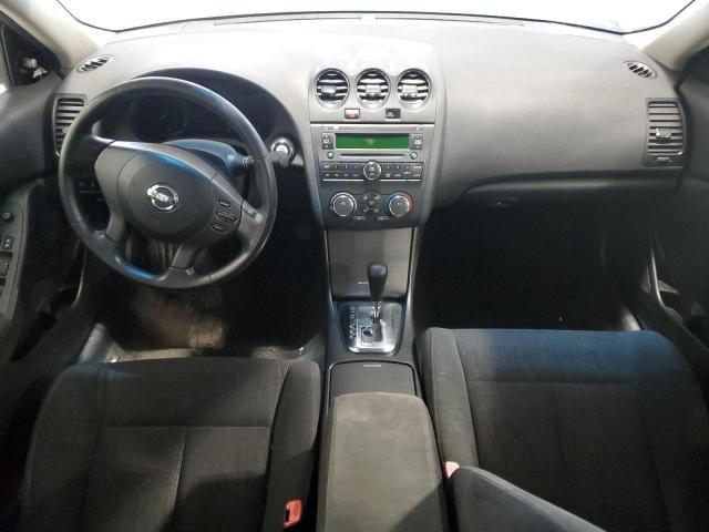 2011 Nissan Altima Base