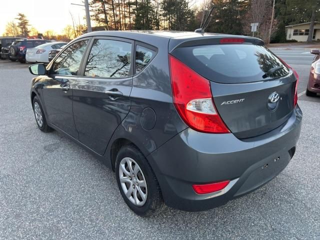 2012 Hyundai Accent GLS