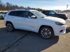 2019 Jeep Cherokee Overland