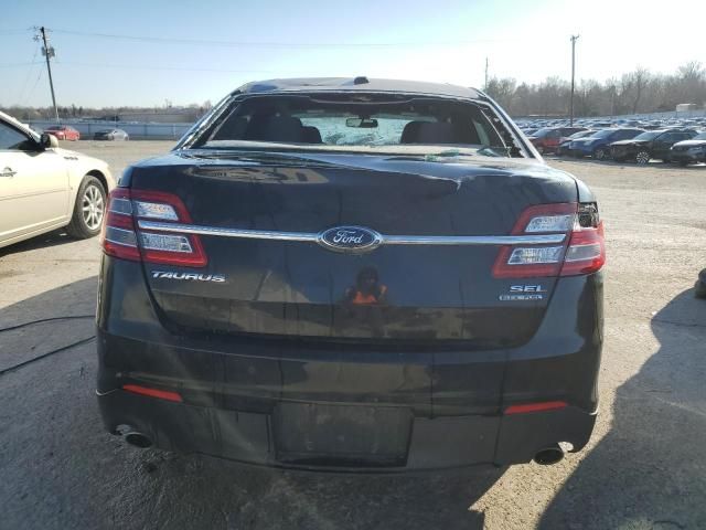 2016 Ford Taurus SEL