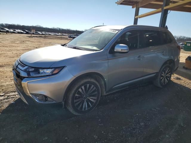 2020 Mitsubishi Outlander SE