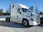 2015 Freightliner Cascadia 125