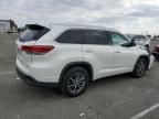 2017 Toyota Highlander SE