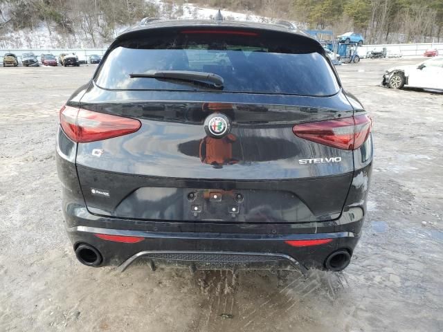 2022 Alfa Romeo Stelvio TI