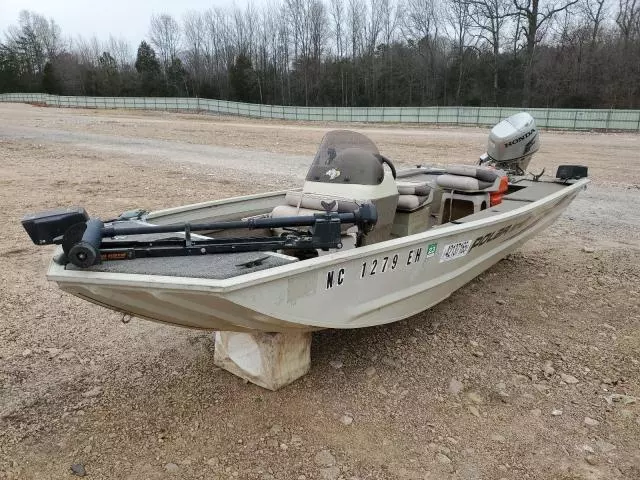 2002 Polaris Boat