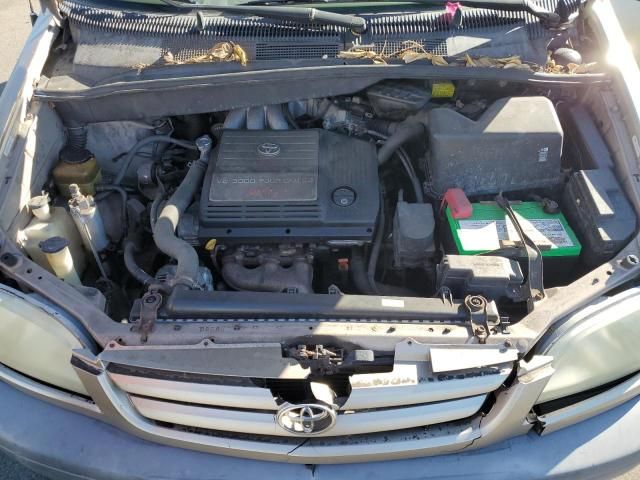 2002 Toyota Sienna CE