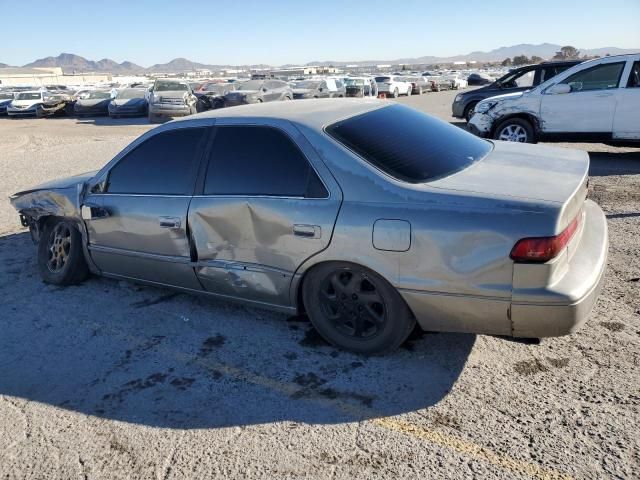 1999 Toyota Camry LE