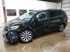 2018 Toyota Sienna XLE