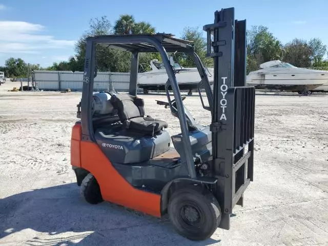 2010 Toyota Fork Lift