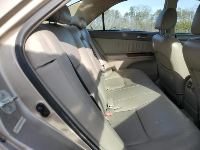 2004 Toyota Camry LE