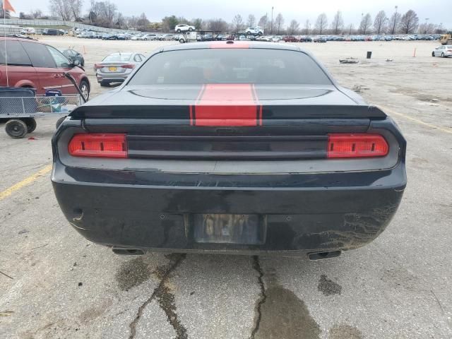 2013 Dodge Challenger SXT