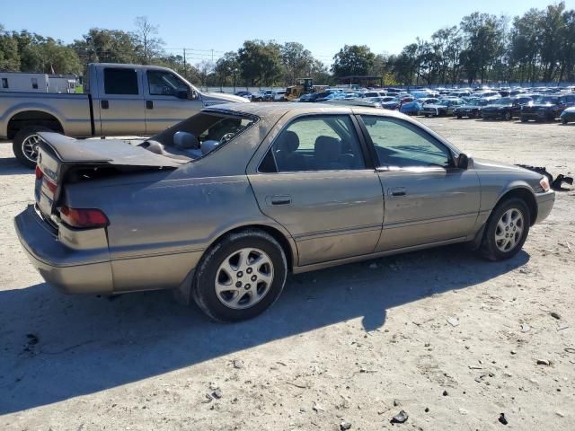 1999 Toyota Camry LE