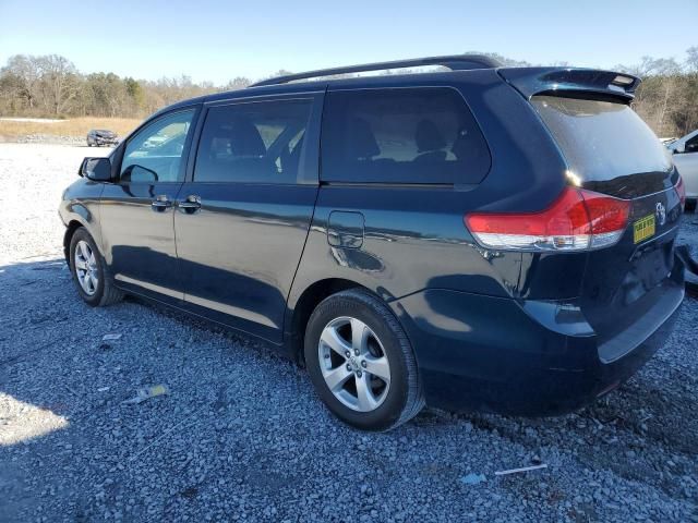 2011 Toyota Sienna LE