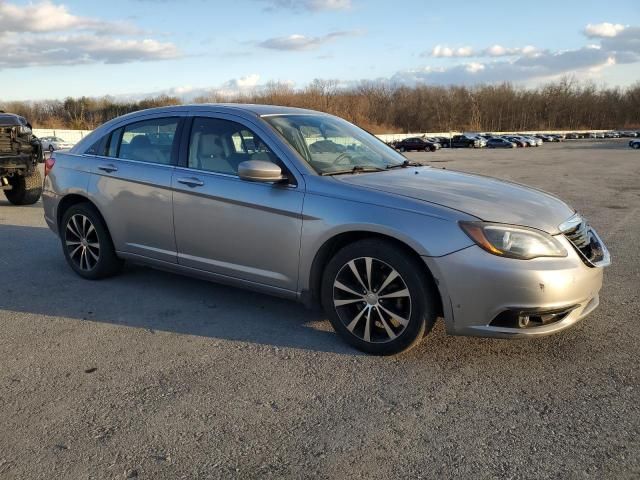 2014 Chrysler 200 Touring