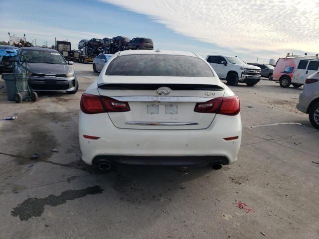 2015 Infiniti Q70 3.7