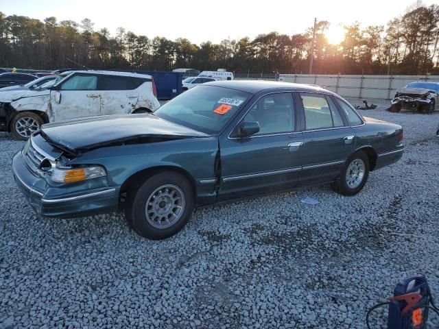 1996 Ford Crown Victoria LX