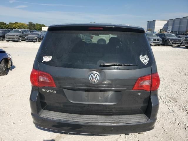 2012 Volkswagen Routan S