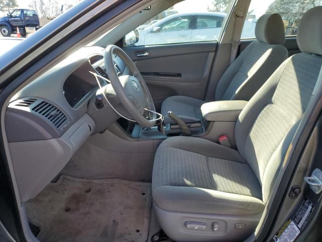 2005 Toyota Camry LE