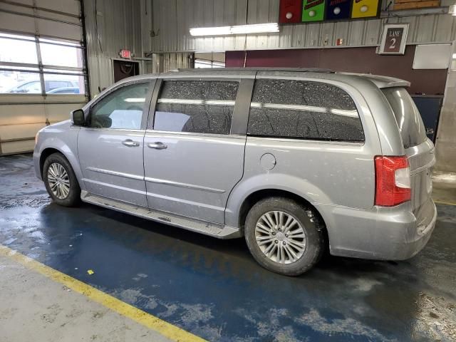 2015 Chrysler Town & Country Touring L