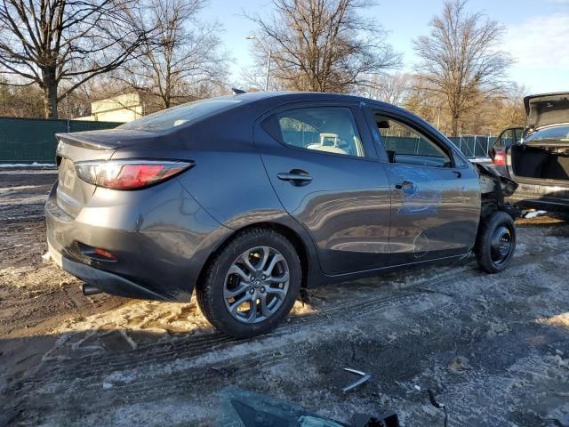 2019 Toyota Yaris L