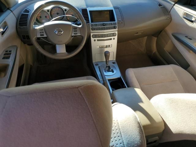 2005 Nissan Maxima SE