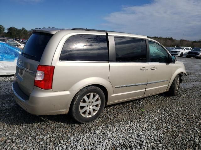 2013 Chrysler Town & Country Touring