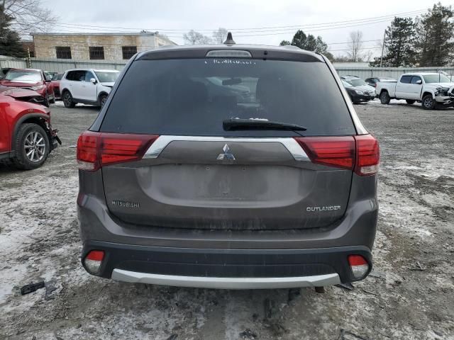 2017 Mitsubishi Outlander ES